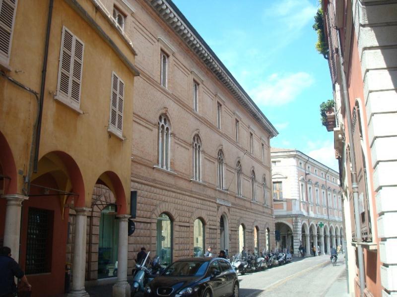 Foto di Palazzo della Cassa di Risparmio scattata da Casa Bufalini